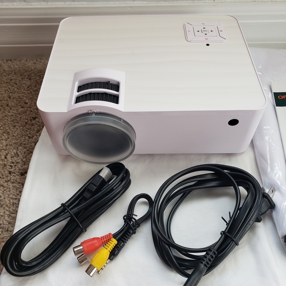 LED Projector T6 - Picture 5 of 9